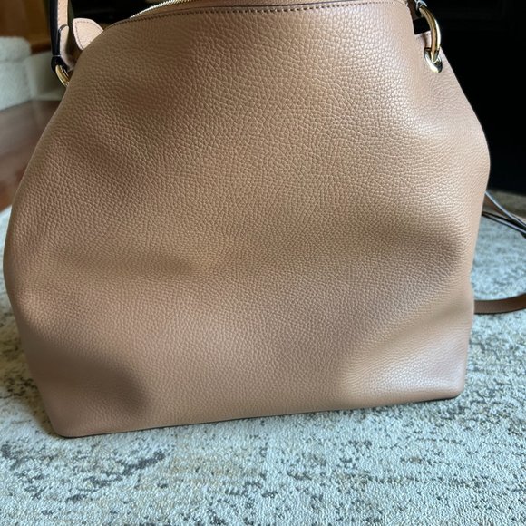 Authentic Gucci Handbag - Picture 11 of 13